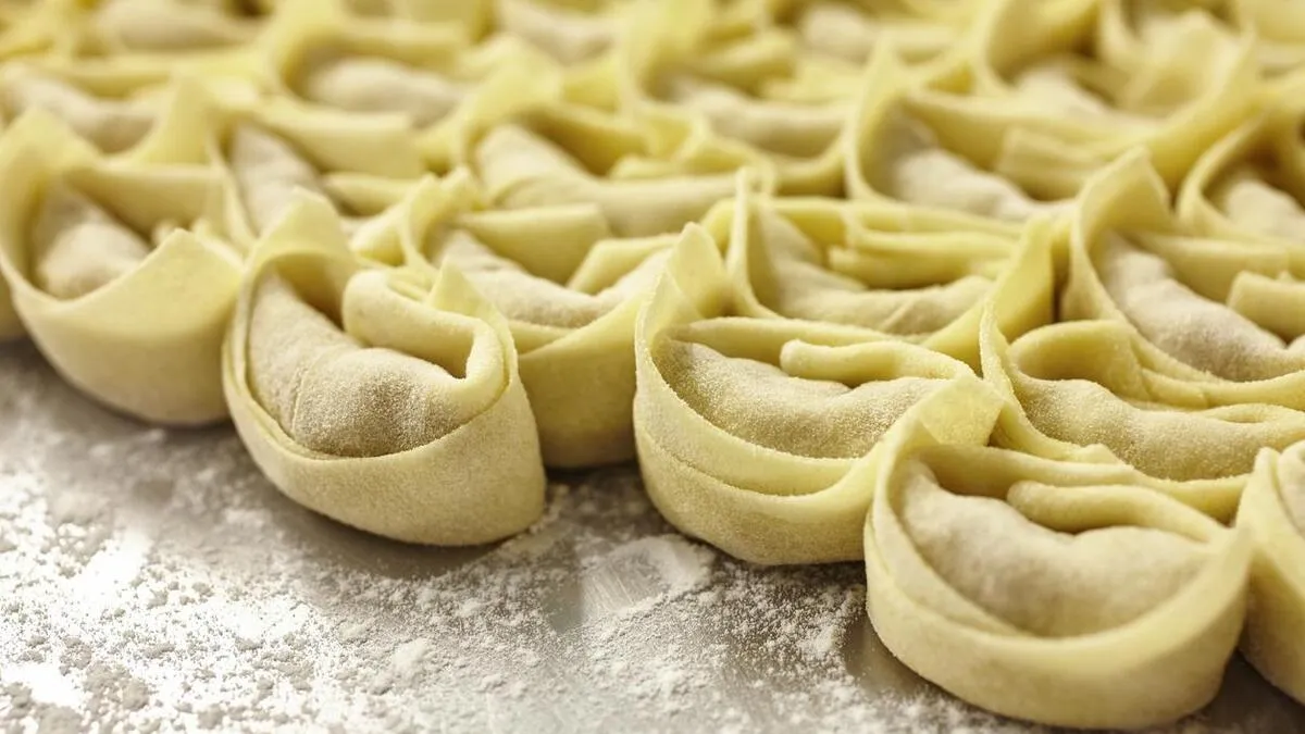 Pelmeni Mantısı Nasıl Yapılır?