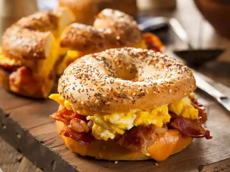 Kahvaltılık Bagel Sandviç