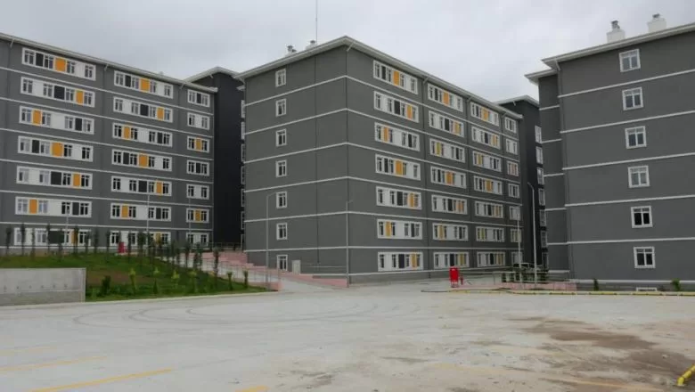 Balıkesir'de Gençlik ve Spor Yatırımları Hız Kazandı
