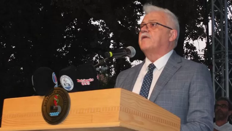 Burhaniye'de Festival Başladı