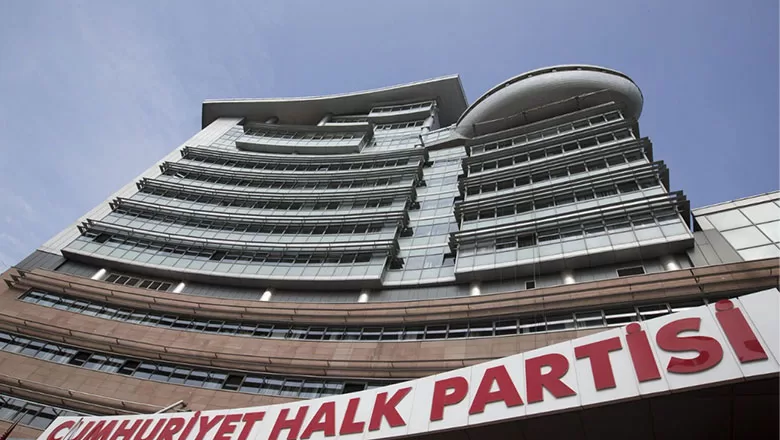 CHP'de İlçe Kongreleri Başlıyor!Cumhuriyet Halk Partisi’nde , ilçe kongreleri de yarın başlayacak...