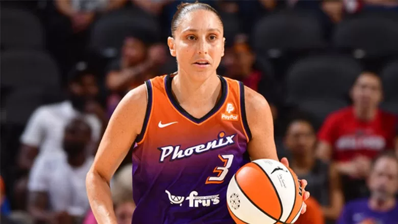 Diana Taurasi WNBA Tarihine GeçtiWNBA forma giyen Taurasi tarihinde 10 bin sayı barajını geçti...