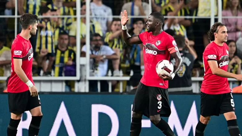 Fenerbahçe Süper Lig Sezonuna Galibiyetle Başladı