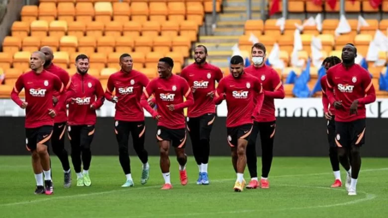 Galatasaray'ın Kamp Kadrosu Belli Oldu