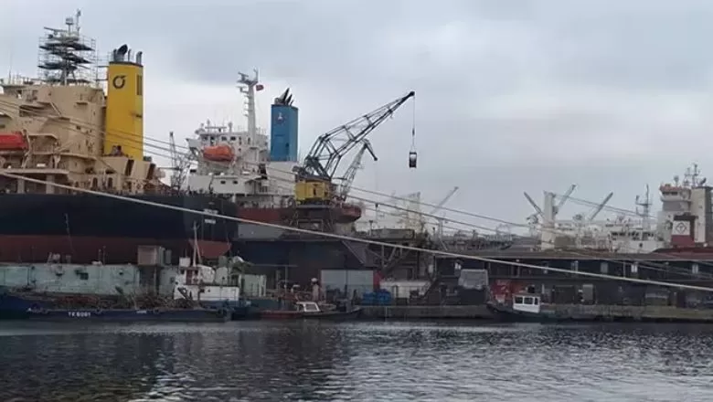 Tuzla Tersanesinde Patlama