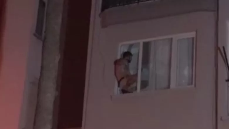 Kendini Eve Kilitledi Direndi Ama Olmadı