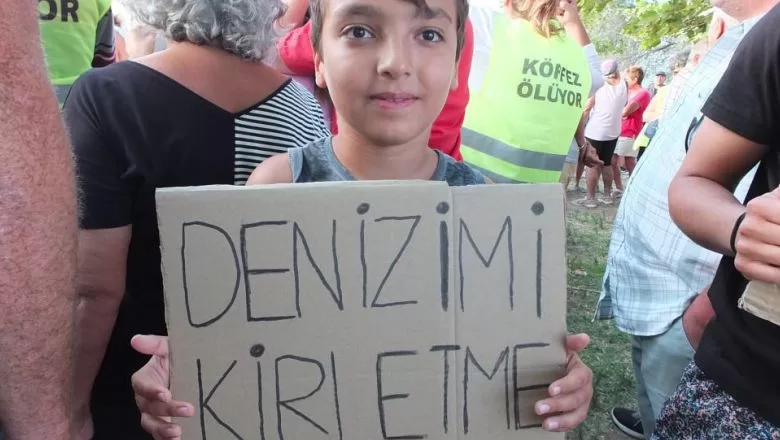 Körfez'de Deniz Ve Dere Kirliliği Çevrecileri Harekete Geçirdi