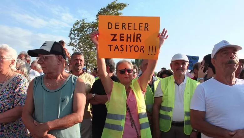 Körfez'de Deniz Ve Dere Kirliliği Çevrecileri Harekete Geçirdi